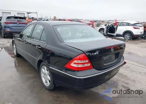 2003 Mercedes-Benz C 240 from USA, damaged, VIN WDBRF61J93E013920